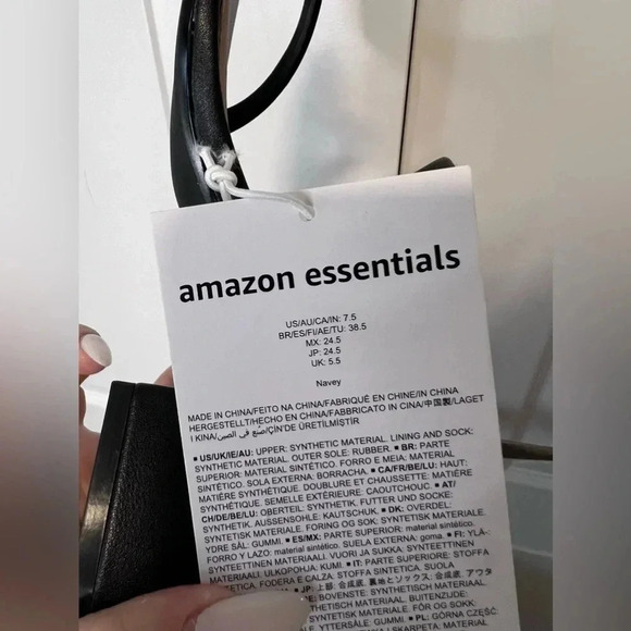 NWT | Amazon Essentials | Thin Two Strap Block Heel Black Sandals | Size 7.5 - Picture 6 of 6